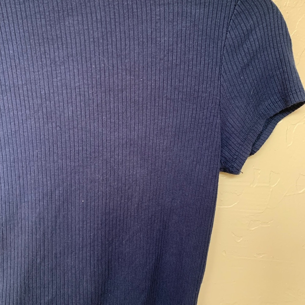 Cropped Ribbed Shirt - Picture 4 of 4